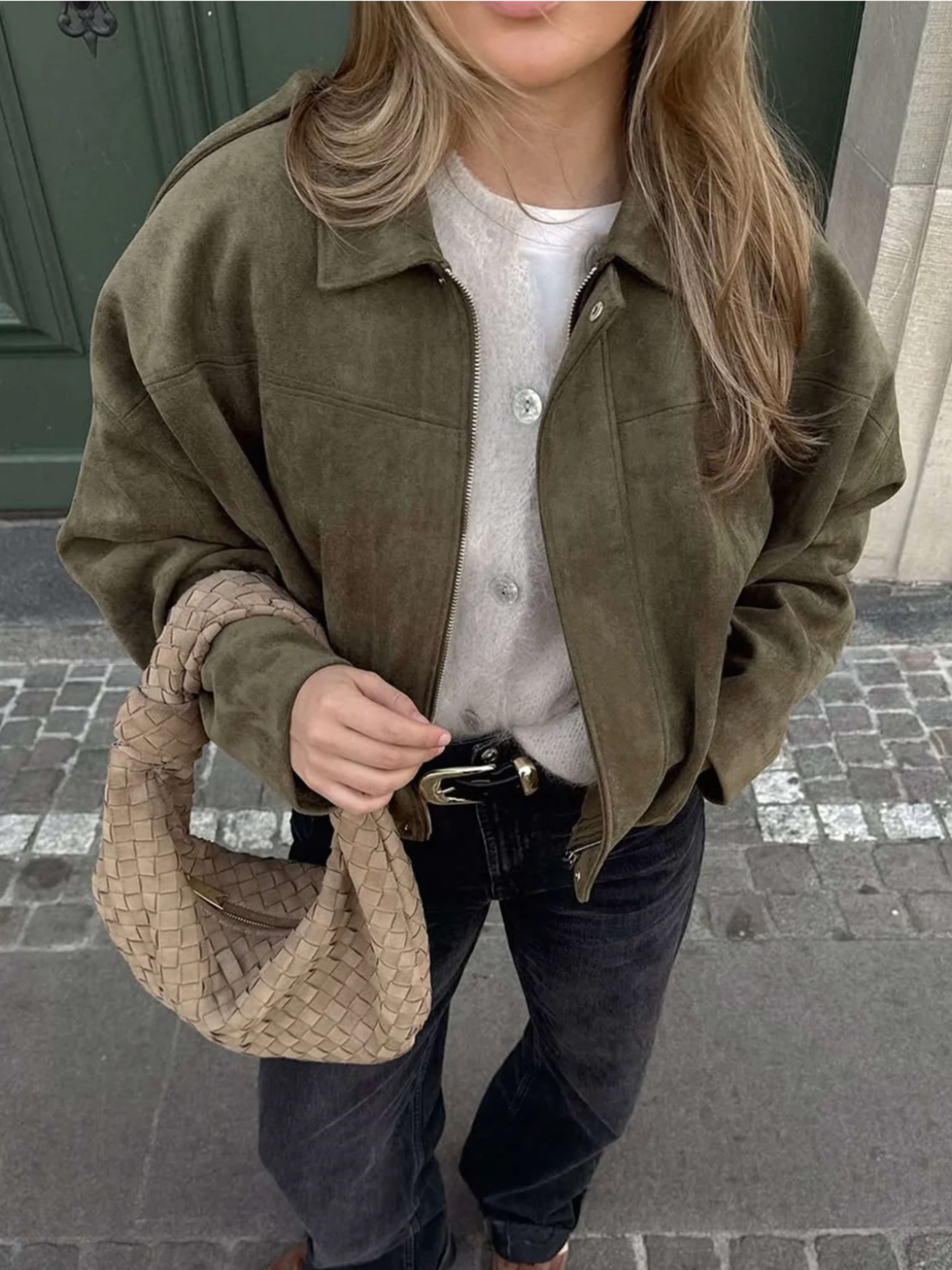 Damska Krótka Kurtka z Kołnierzem i Ukrytym Zapięciem