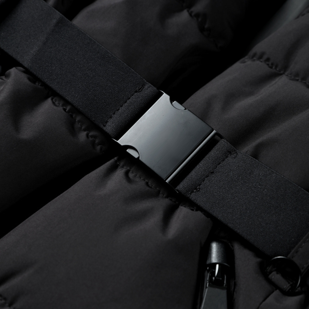 Damska Pikowana Kurtka z Paskiem w Talii i Stójką Zapinana na Zamek