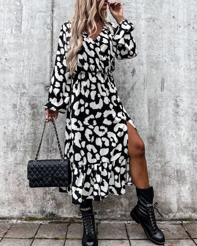 Damska Sukienka Kopertowa Midi z Dekoltem V Długimi Rękawami i Nadrukiem w Panterkę