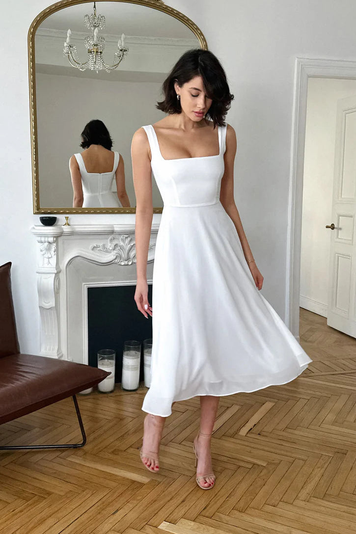 Damska Sukienka Midi z Kwadratowym Dekoltem i Rozkloszowaną Spódnicą