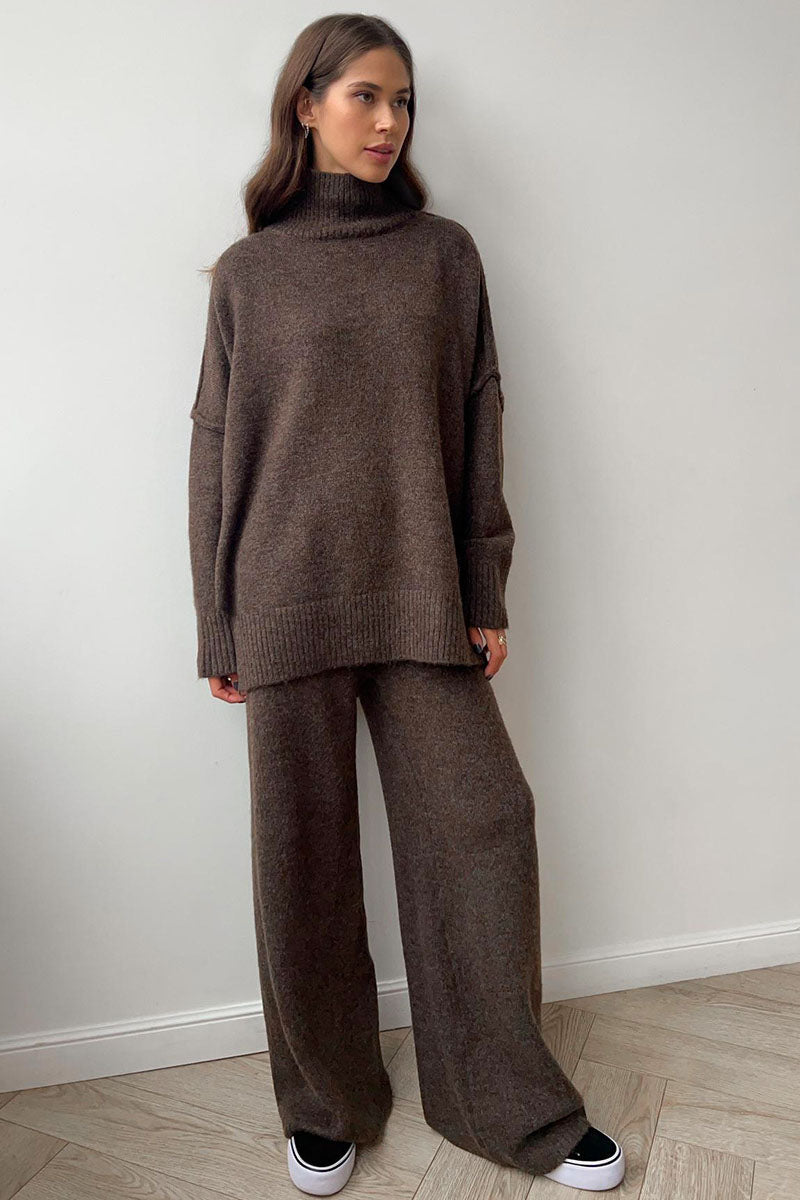 Damski Komplet Dwuczęściowy z Golfem i Szerokimi Nogawkami z Długimi Rękawami