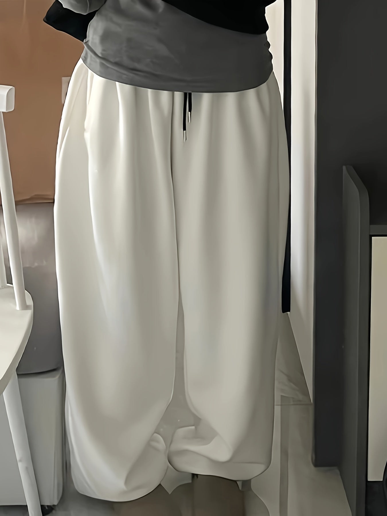 Damskie Spodnie z Wysokim Stanem i Szerokimi Nogawkami ze Sznurkiem