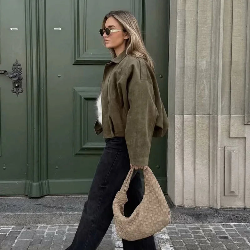 Damska Krótka Kurtka z Kołnierzem i Długimi Rękawami z Ukrytym Zapięciem