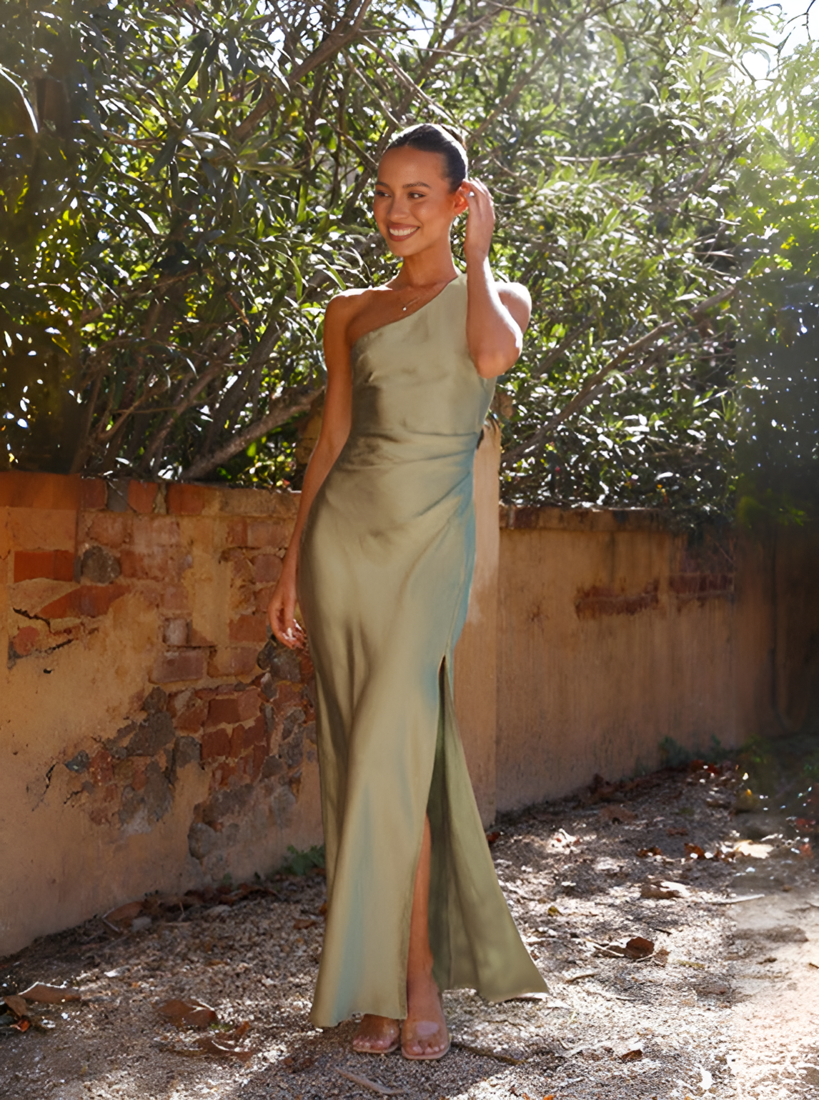 Damska Sukienka Maxi na Jedno Ramię z Marszczeniami i Rozcięciem z Przodu