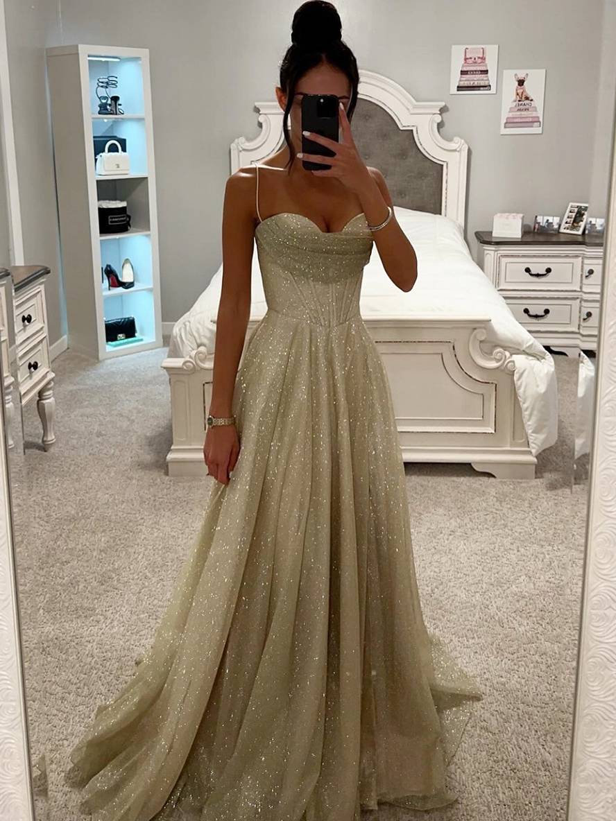 Damska Sukienka Maxi z Dekoltem w Kształcie Serca i Tiulowym Rozkloszowanym Dołem na Ramiączkach