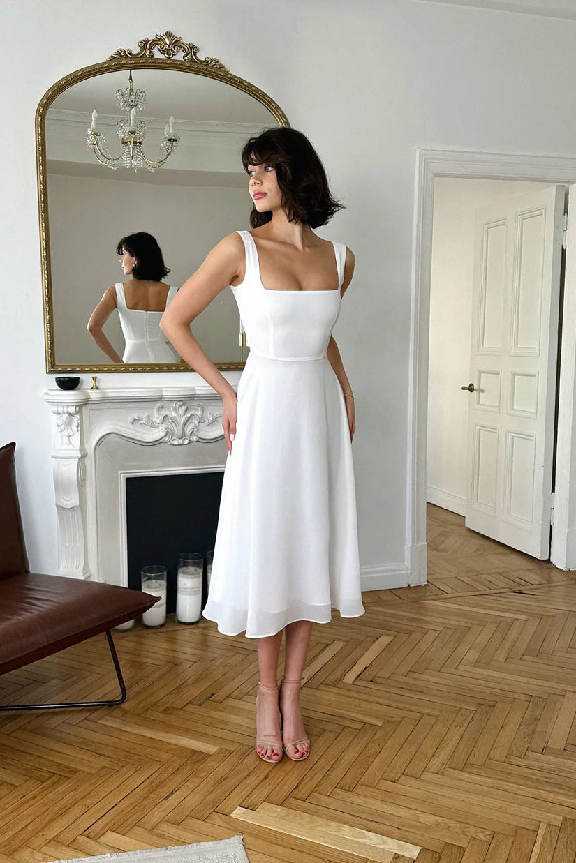 Damska Sukienka Midi z Kwadratowym Dekoltem i Rozkloszowaną Spódnicą