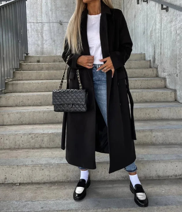 Damski Długi Płaszcz Trencz z Podwójnym Rzędem Guzików i Paskiem w Talii