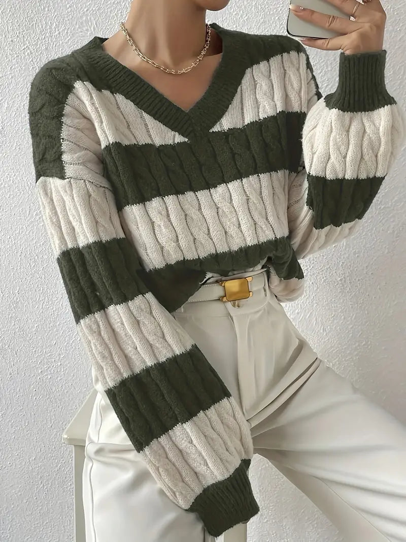 Damski Sweter z Dekoltem w Serek w Poziome Pasy ze Splotem Warkoczowym
